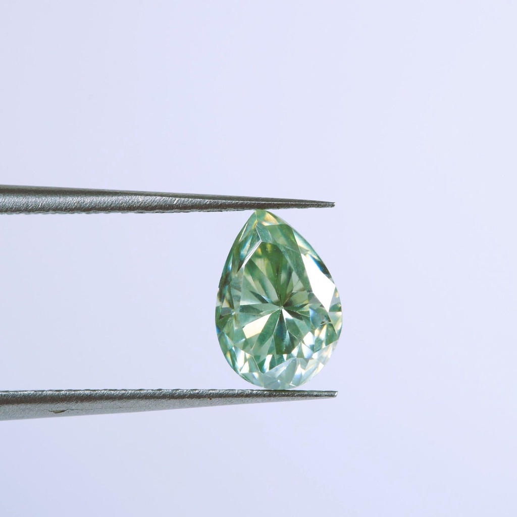 Loose Moissanite Vivid Green Clean Pear Cut 6.00 x 4.00 MM