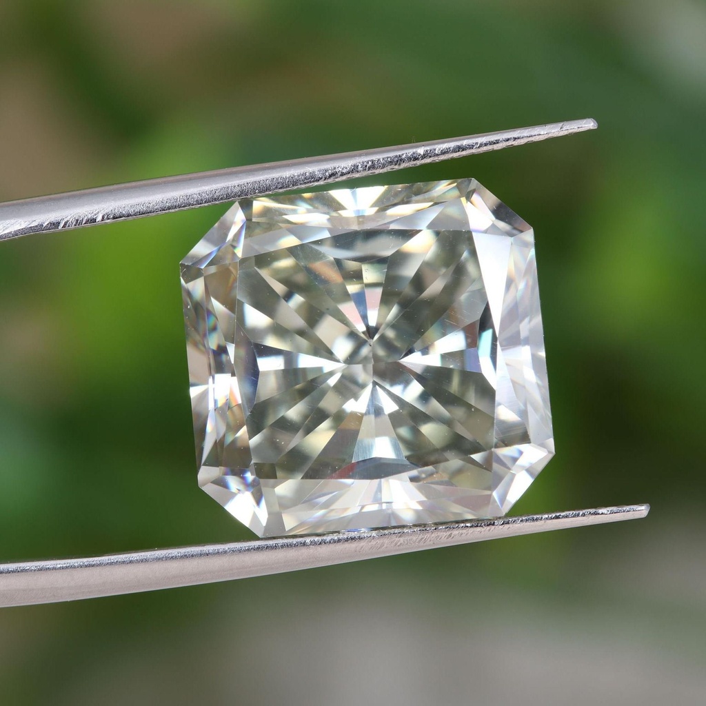 Loose Moissanite Off White Clean Square Radiant Cut 7.50 MM