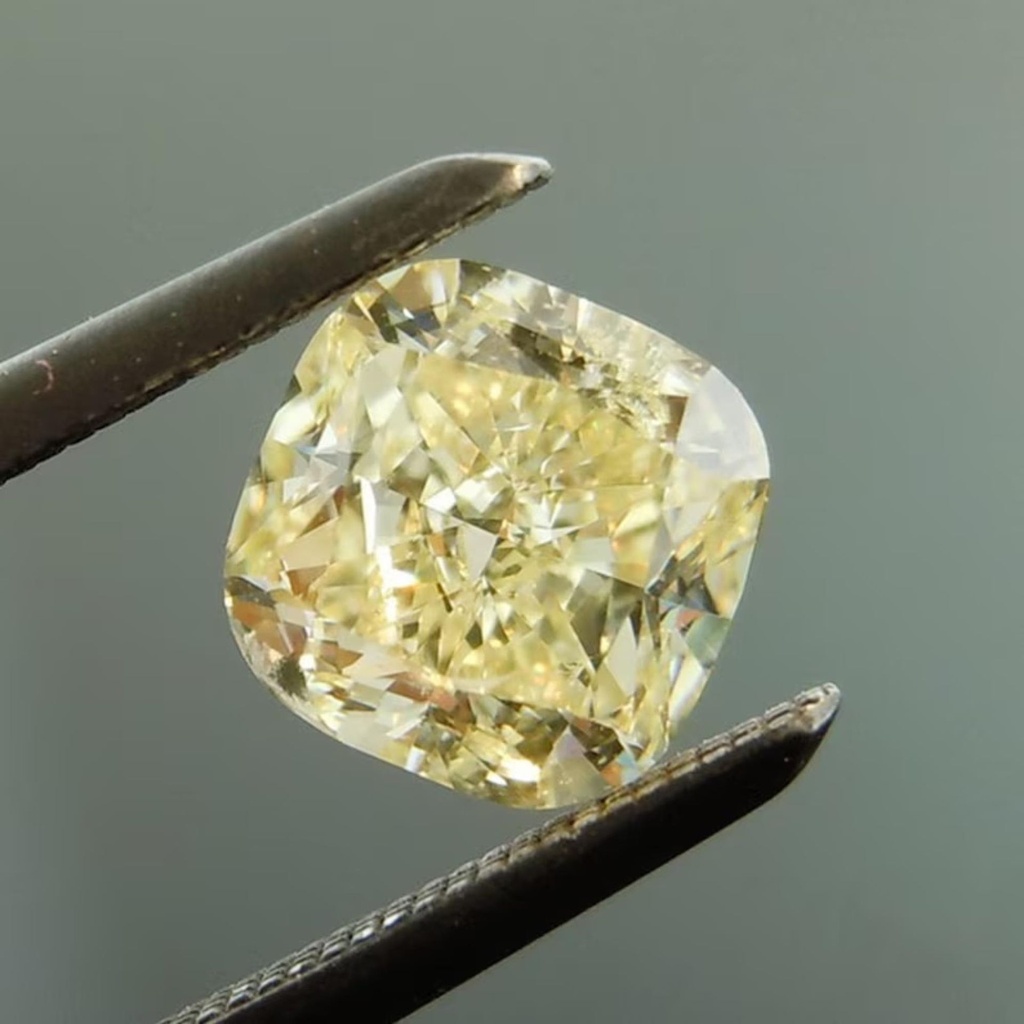 Loose Moissanite Off White Yellow Clean Cushion Cut 10.00 MM